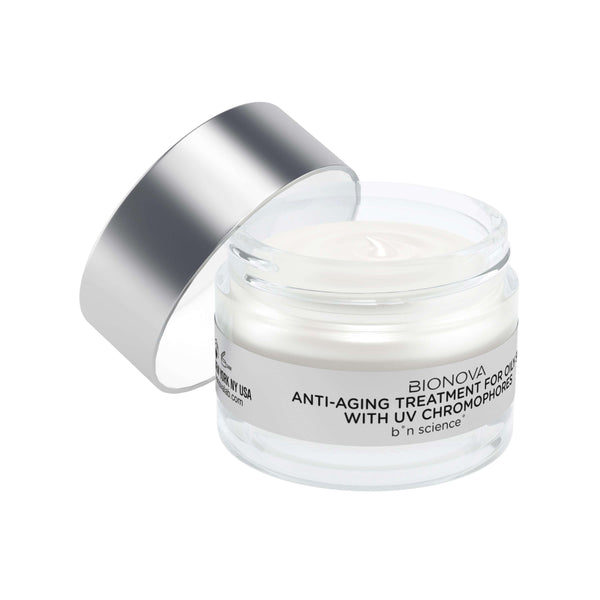 Anti-Aging Treatment for Oily Skin with UV Chromophores